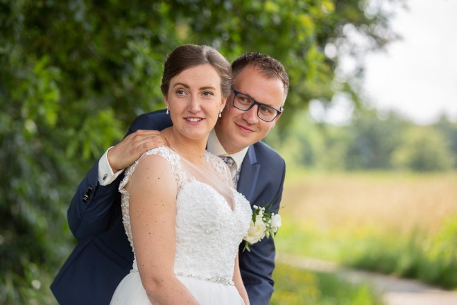 Bruidsreportage in Onstwedde | Relaxed & Puur