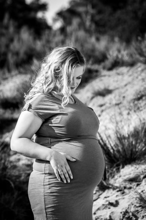 Zwangerschapsfotografie in Drenthe | "Wat ben je mooi!"
