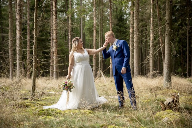 Op-zoek-naar-een-trouwfotograaf-in-Noord-Nederland-102-van-13